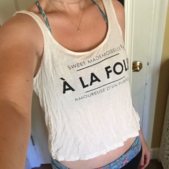 Crop top - Picture 2 of 4